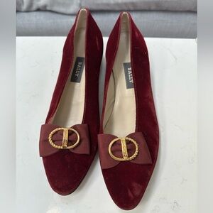 Bally Women's burgundy Velvet loafer Vintage